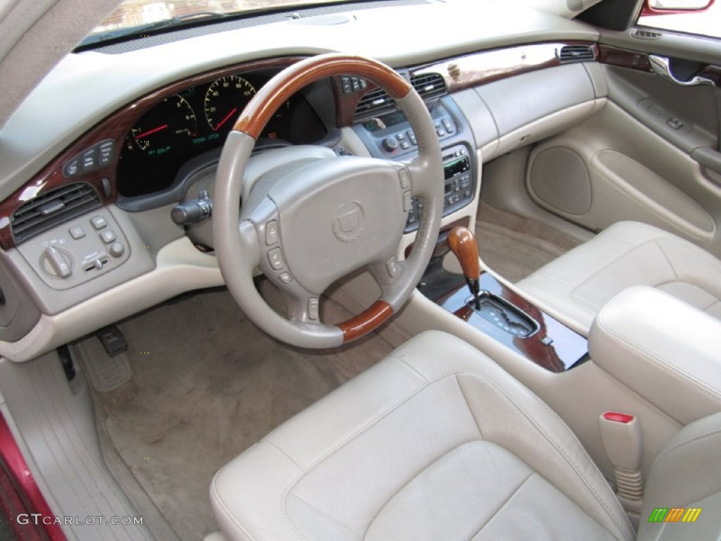 Shale Interior 2004 Cadillac DeVille DTS Photo #62059059