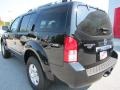 Super Black - Pathfinder S Photo No. 3
