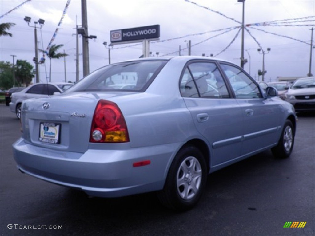 2005 Accent GLS Sedan - Glacier Blue / Gray photo #11