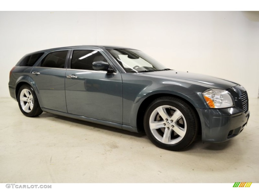 Magnesium Pearl 2005 Dodge Magnum R/T Exterior Photo #62062902