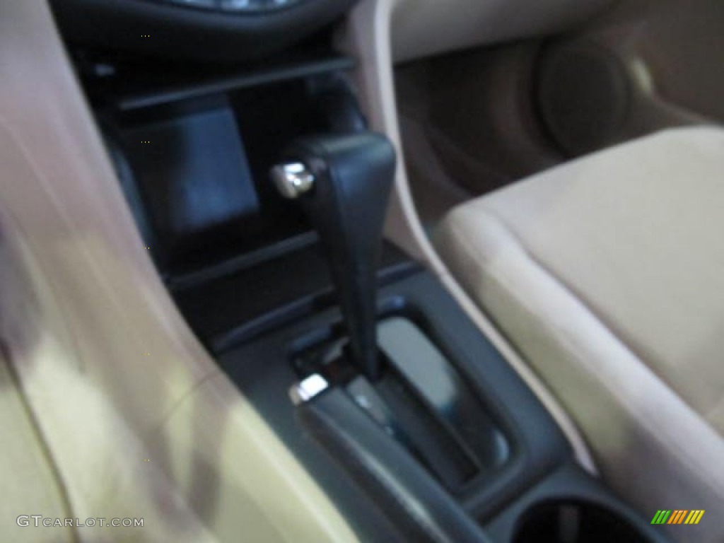 2003 Accord LX V6 Sedan - Taffeta White / Ivory photo #12
