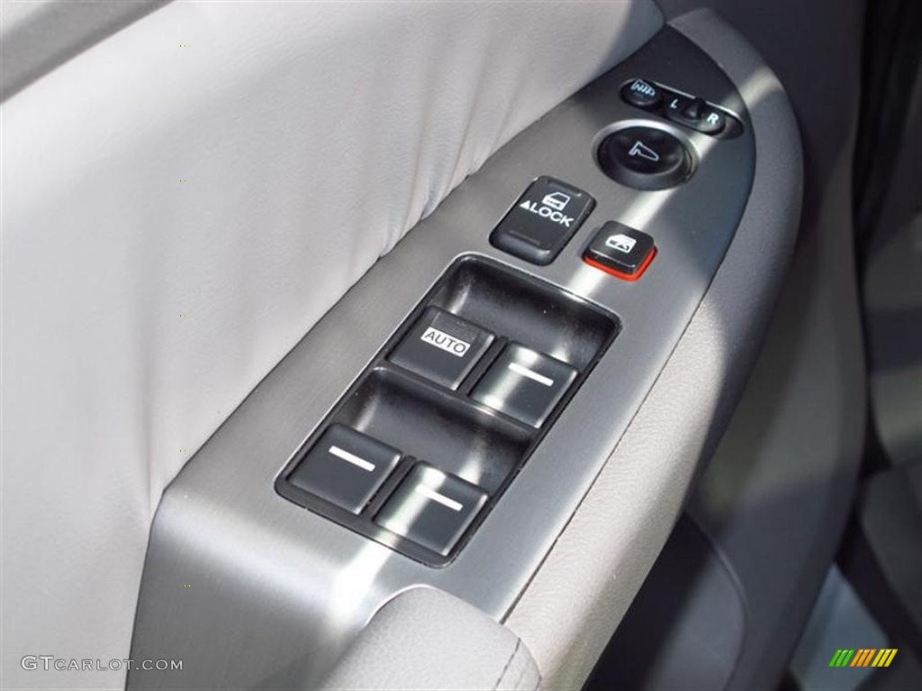 2010 Odyssey EX-L - Alabaster Silver Metallic / Gray photo #15