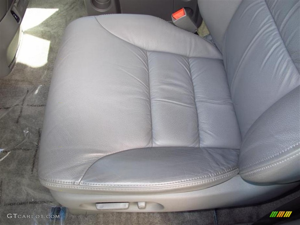 2010 Odyssey EX-L - Alabaster Silver Metallic / Gray photo #16