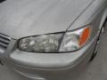 Lunar Mist Metallic - Camry LE Photo No. 10