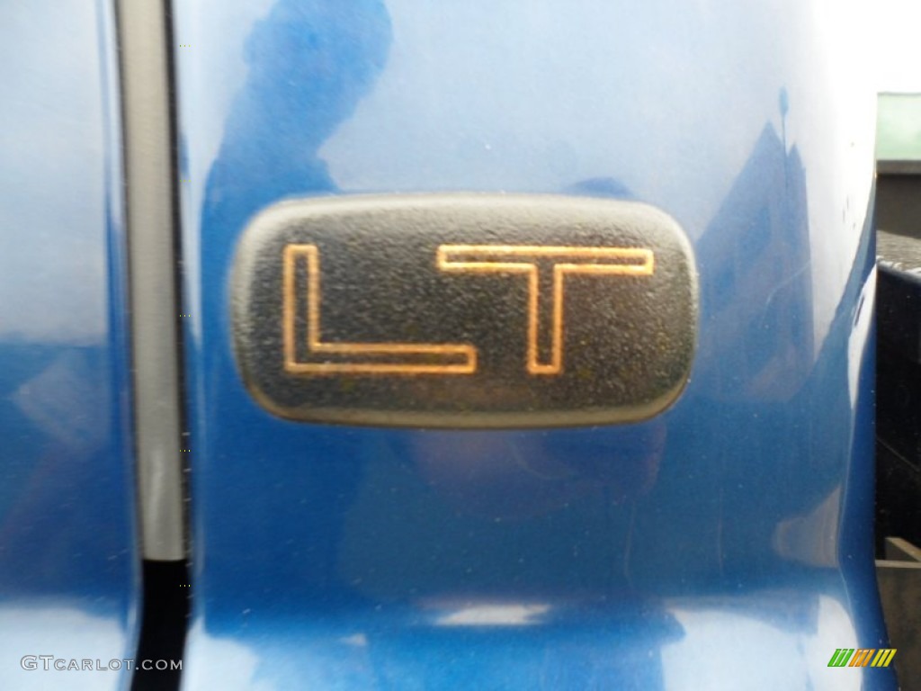 2001 Chevrolet Silverado 1500 LT Extended Cab Marks and Logos Photos