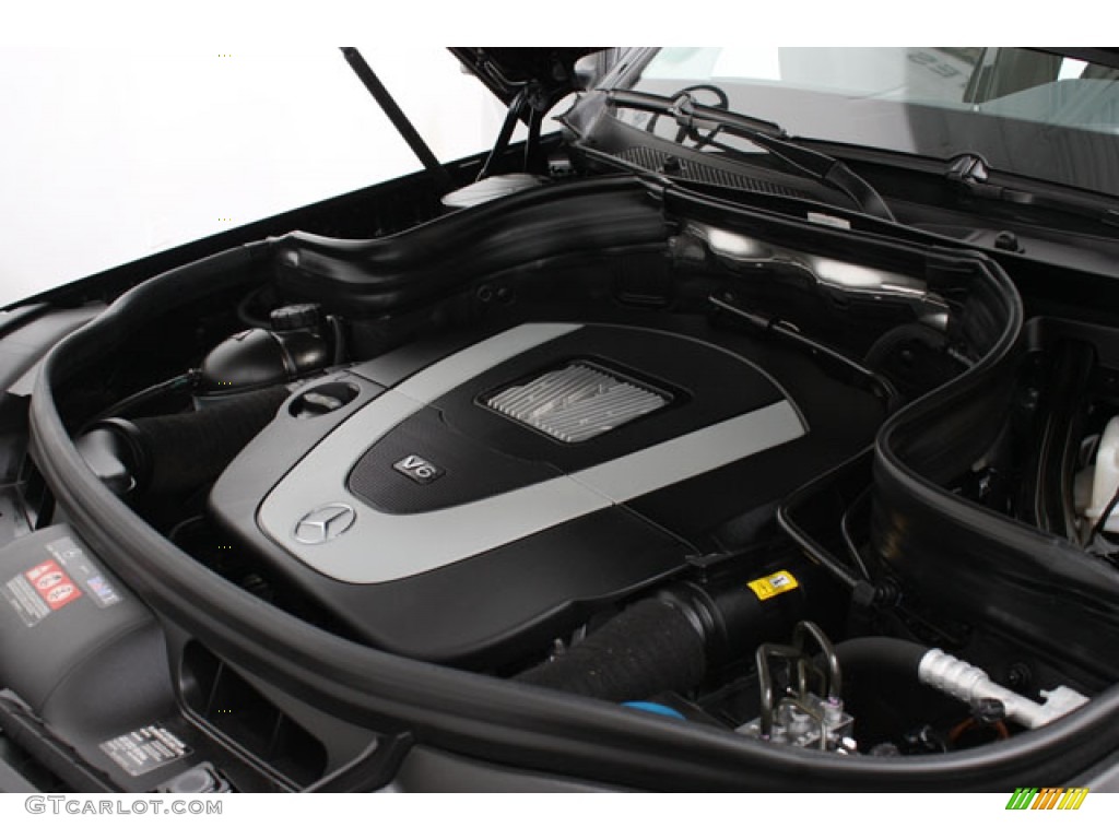 2011 GLK 350 4Matic - Black / Black photo #25