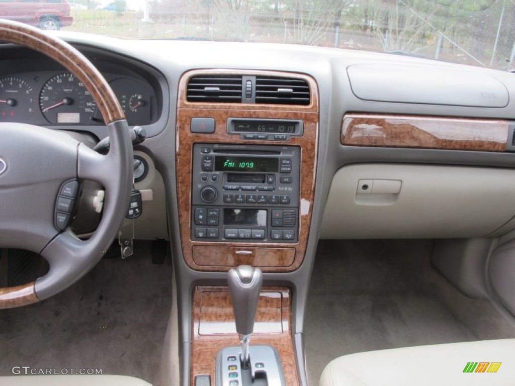 2004 XG350 L Sedan - Ivory Pearl / Gray photo #13