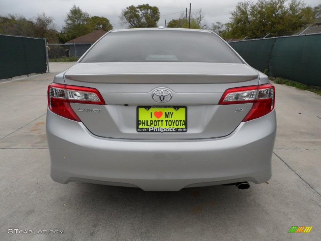 2012 Camry SE - Classic Silver Metallic / Black photo #4