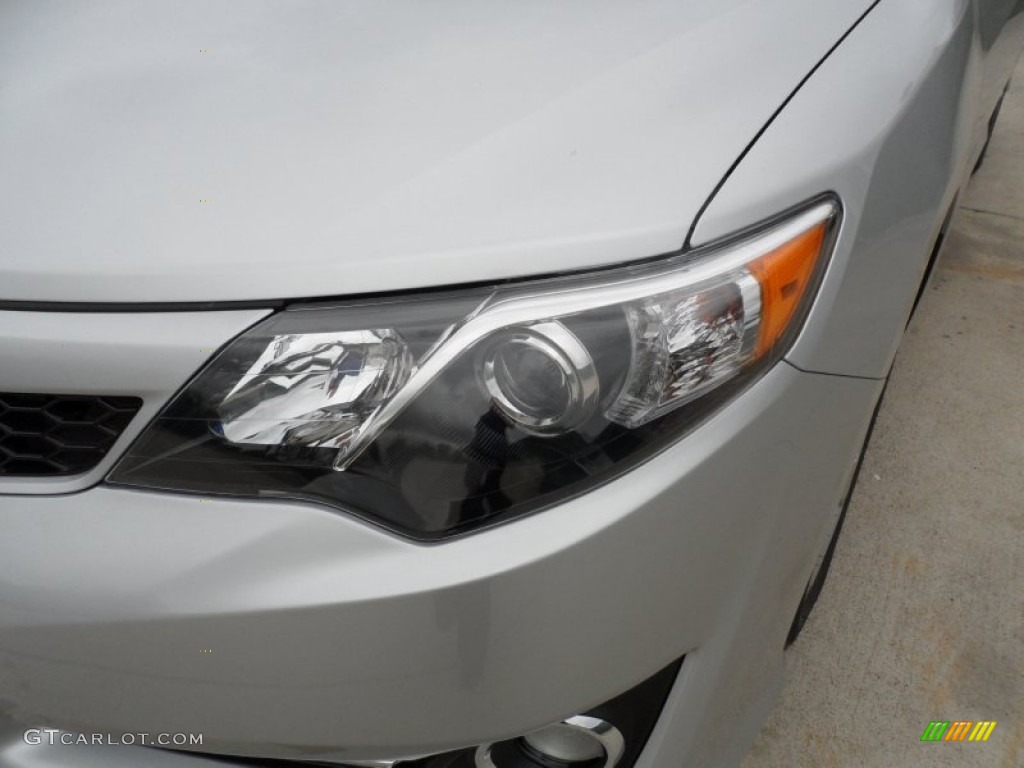 2012 Camry SE - Classic Silver Metallic / Black photo #9