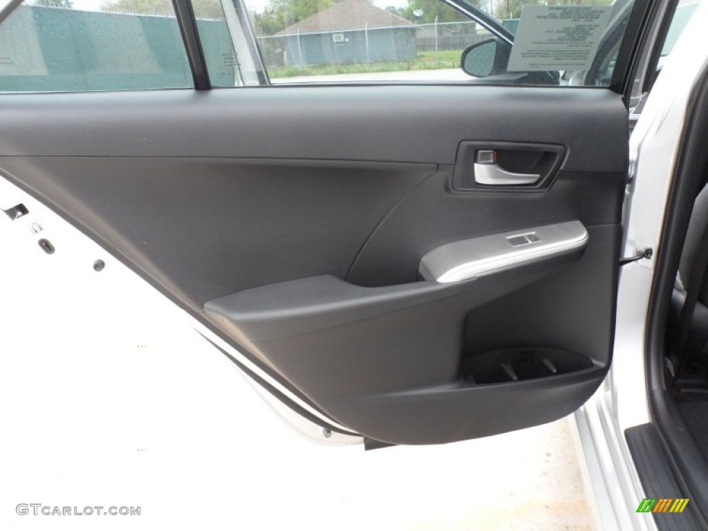 2012 Camry SE - Classic Silver Metallic / Black photo #20