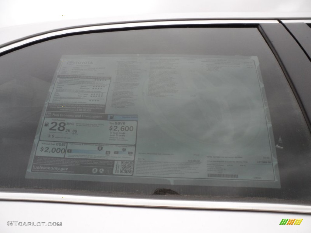 2012 Camry SE - Classic Silver Metallic / Black photo #37