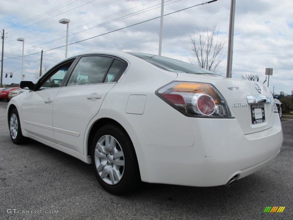 2010 Altima 2.5 - Winter Frost White / Charcoal photo #2
