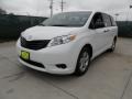 2012 Super White Toyota Sienna   photo #7