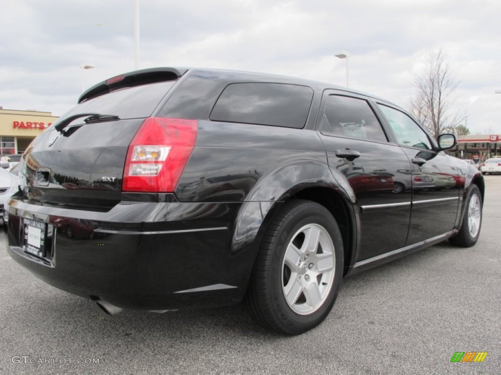 Brilliant Black Crystal Pearl 2006 Dodge Magnum SXT Exterior Photo #62069988