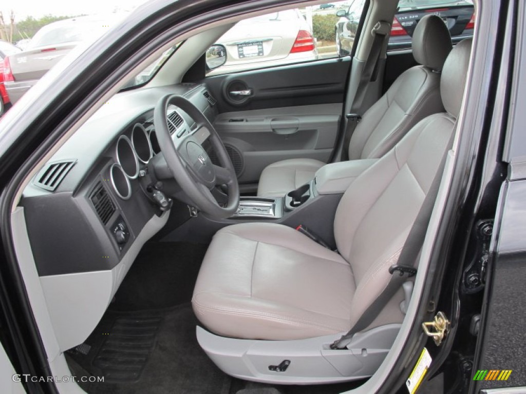 Dark Slate Gray/Light Graystone Interior 2006 Dodge Magnum SXT Photo #62070021