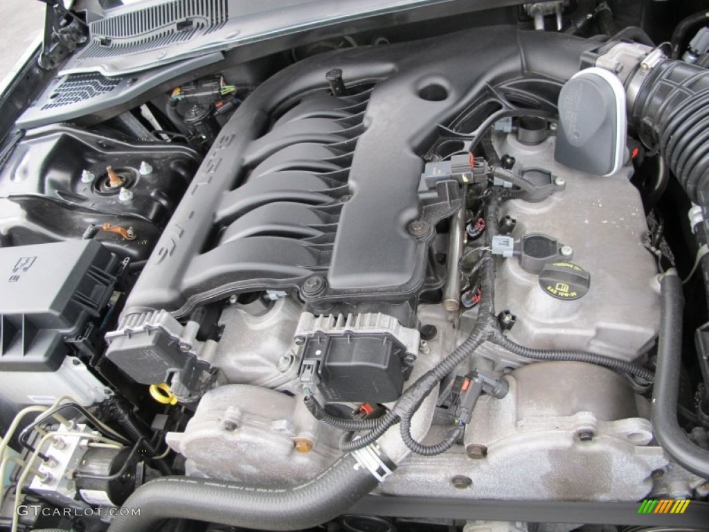 2006 Dodge Magnum SXT 3.5 Liter SOHC 24-Valve V6 Engine Photo #62070099