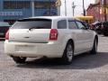 2006 Cool Vanilla Dodge Magnum R/T  photo #3