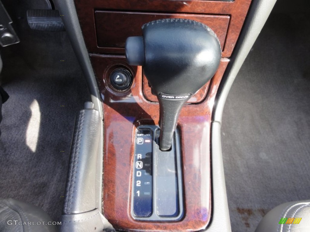 1998 Infiniti I 30 Touring Transmission Photos