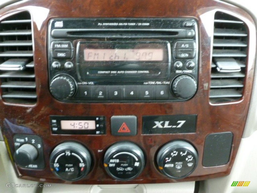 2003 XL7 Touring 4x4 - Black Onyx / Gray photo #24