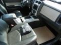 Black - Mariner V6 Premier 4WD Photo No. 19