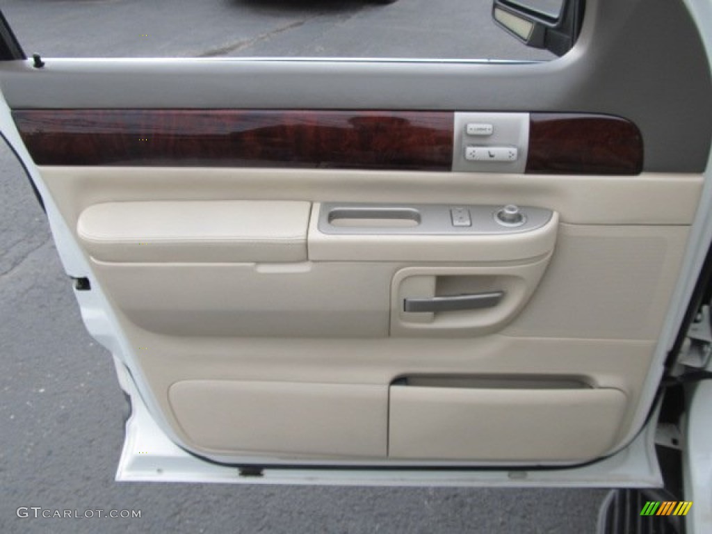 2004 Lincoln Aviator Luxury AWD Light Parchment Door Panel Photo #62080850