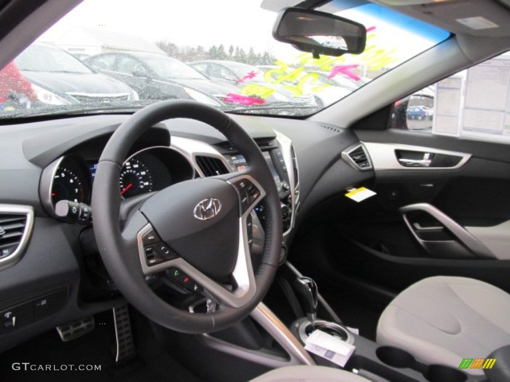2012 Veloster  - Boston Red / Gray photo #7