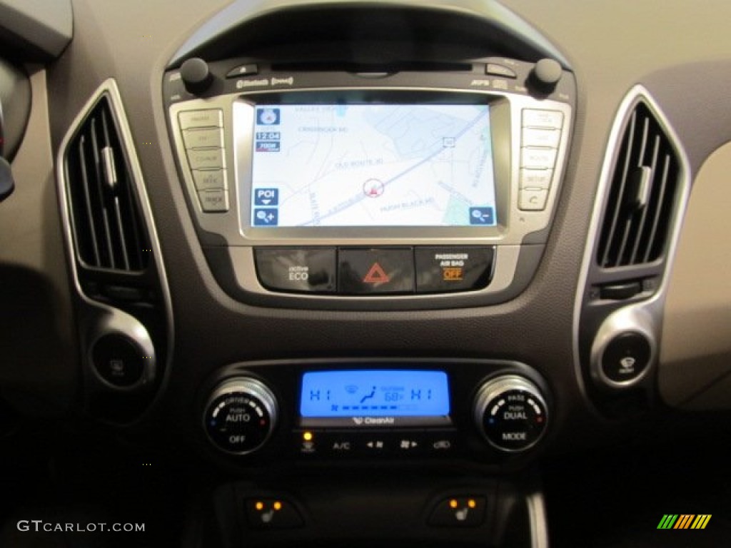 2012 Hyundai Tucson Limited AWD Controls Photo #62081669