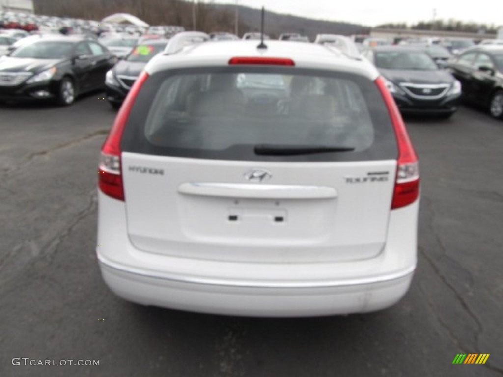 2012 Elantra SE Touring - Polar White / Beige photo #5