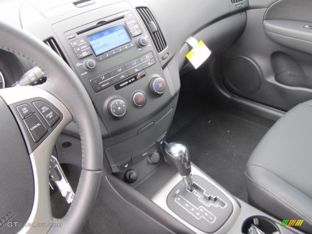 2012 Elantra SE Touring - Black Noir Pearl / Black photo #9