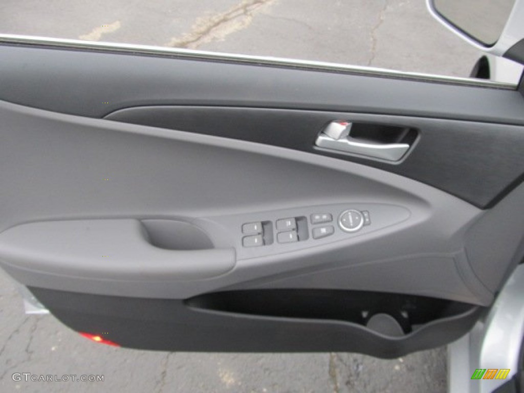 2012 Hyundai Sonata GLS Gray Door Panel Photo #62084106