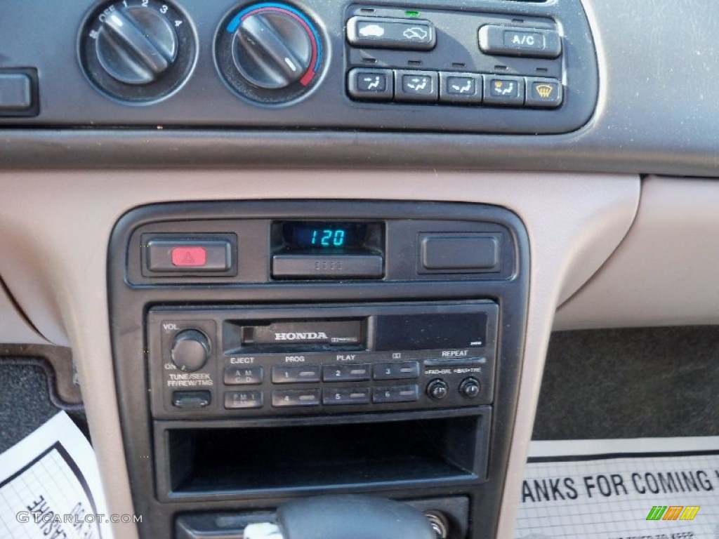 1994 Accord LX Sedan - Frost White / Beige photo #14