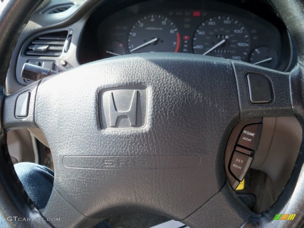 1994 Accord LX Sedan - Frost White / Beige photo #15