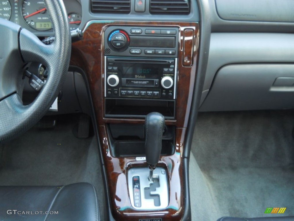 2001 Outback VDC Wagon - Black Granite Pearlcoat / Gray photo #5