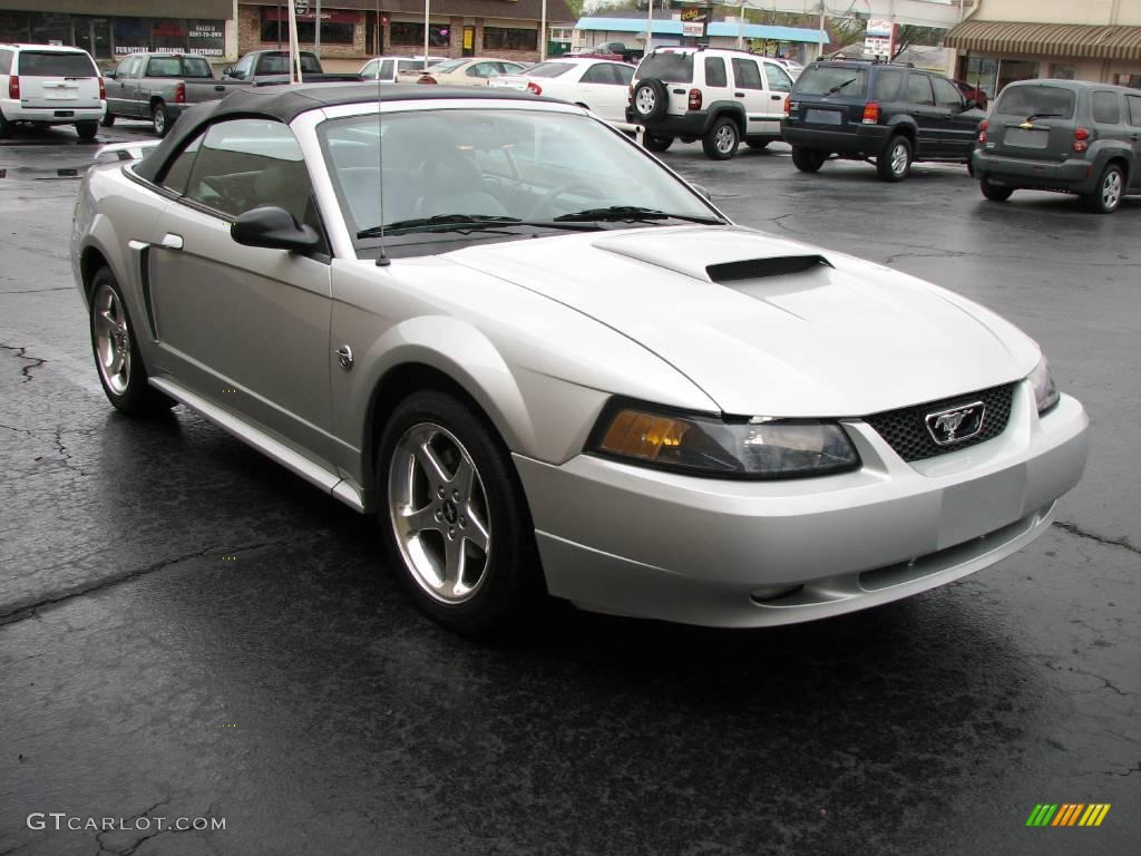 2004 Mustang GT Convertible - Silver Metallic / Medium Graphite photo #4
