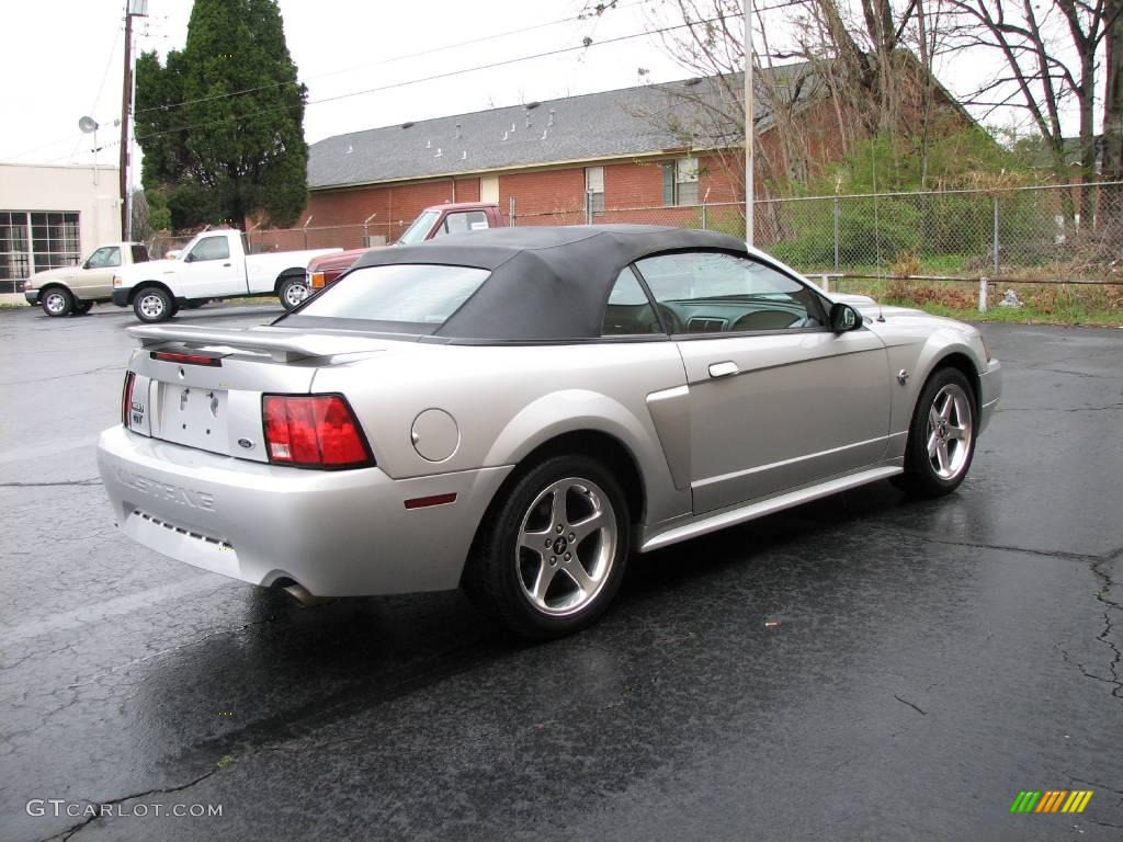 2004 Mustang GT Convertible - Silver Metallic / Medium Graphite photo #5