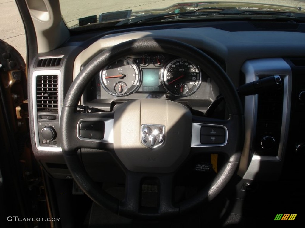 2011 Ram 1500 SLT Quad Cab 4x4 - Saddle Brown Pearl / Dark Slate Gray/Medium Graystone photo #13