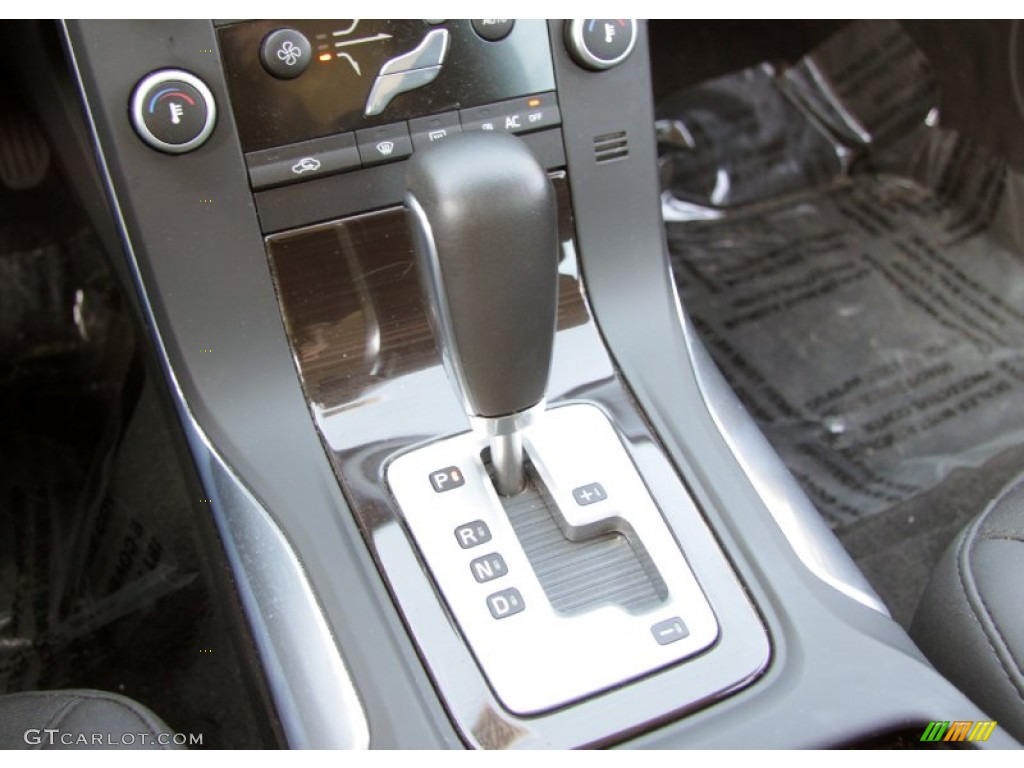 2011 Volvo XC70 3.2 Transmission Photos