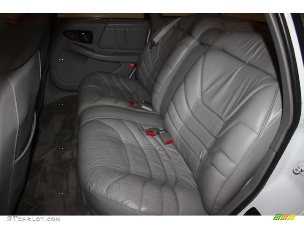 1996 Regal Gran Sport Sedan - Bright White / Gray photo #19