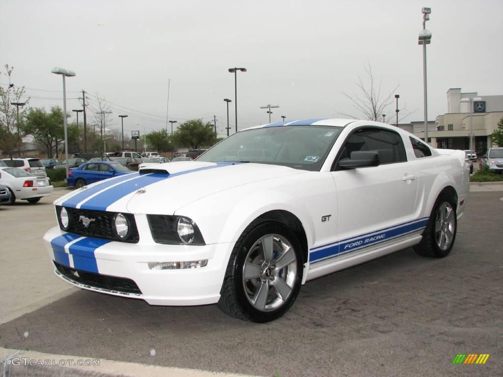 2007 Mustang GT Premium Coupe - Performance White / Medium Parchment photo #3