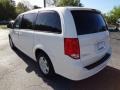 Stone White - Grand Caravan Mainstreet Photo No. 3