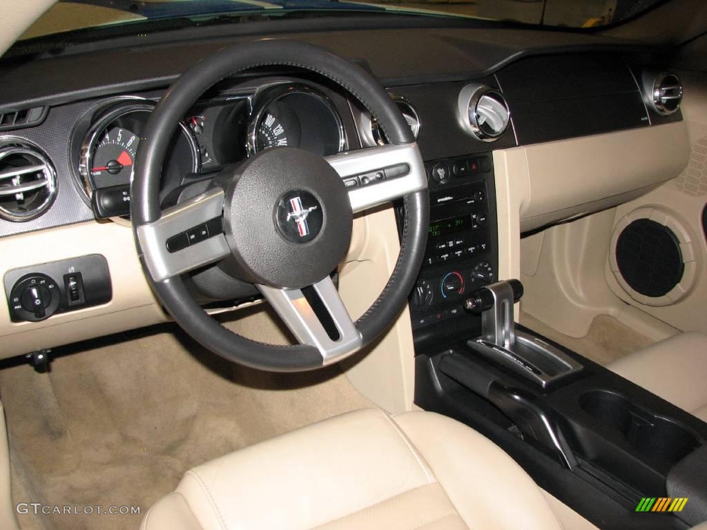 2007 Mustang GT Premium Coupe - Performance White / Medium Parchment photo #15