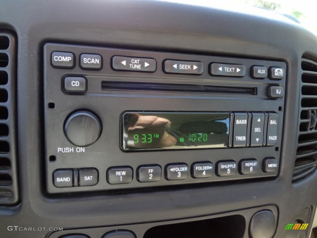 2007 Ford Escape XLS Audio System Photos