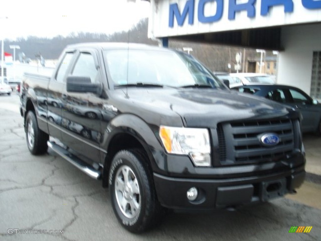 2010 F150 STX SuperCab 4x4 - Tuxedo Black / Medium Stone photo #2