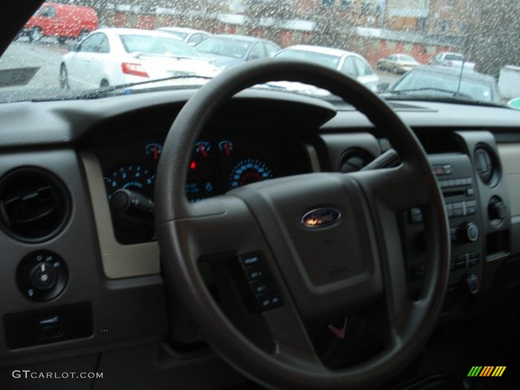 2010 F150 STX SuperCab 4x4 - Tuxedo Black / Medium Stone photo #13