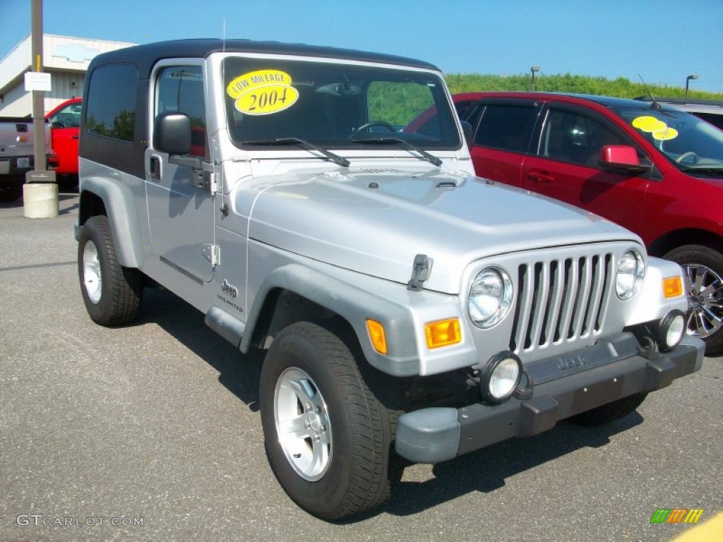 2004 Wrangler Sport 4x4 - Bright Silver Metallic / Dark Slate Gray photo #1