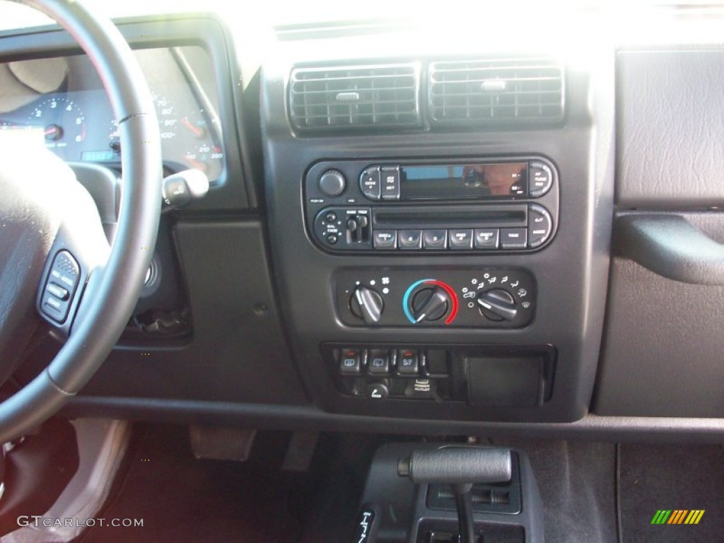 2004 Wrangler Sport 4x4 - Bright Silver Metallic / Dark Slate Gray photo #8