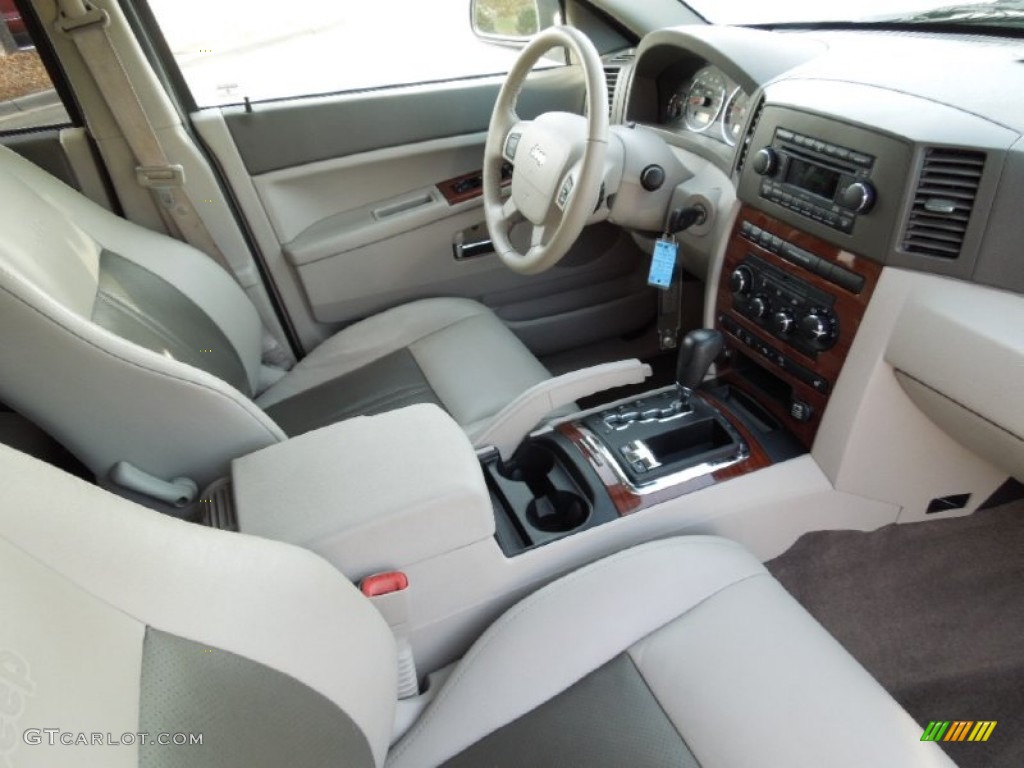 2006 Grand Cherokee Limited 4x4 - Black / Medium Slate Gray photo #21