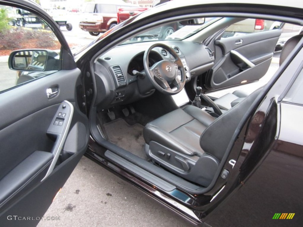 Charcoal Interior 2011 Nissan Altima 3.5 SR Coupe Photo #62101483