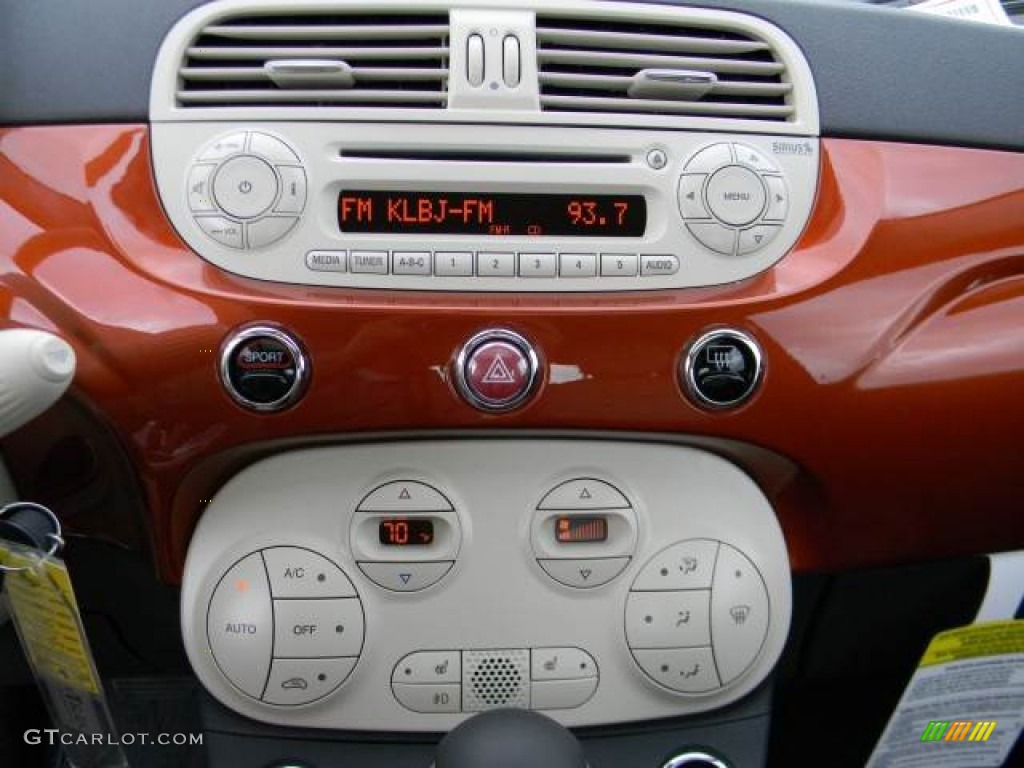 2012 Fiat 500 Lounge Audio System Photo #62108371