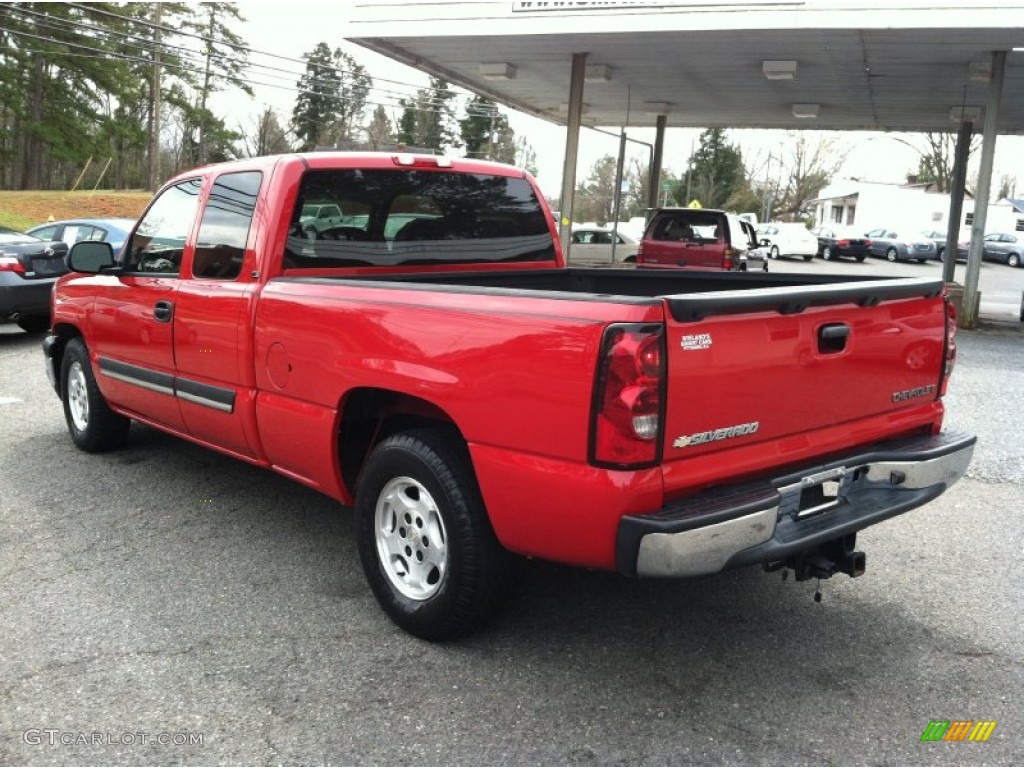 2004 Silverado 1500 LS Extended Cab - Victory Red / Dark Charcoal photo #5